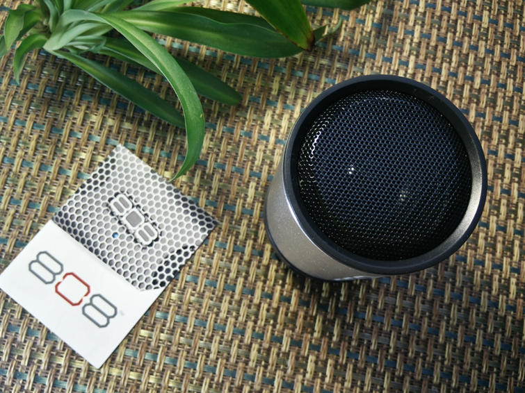 便携小钢炮，808 CANZ无线蓝牙音箱体验评测